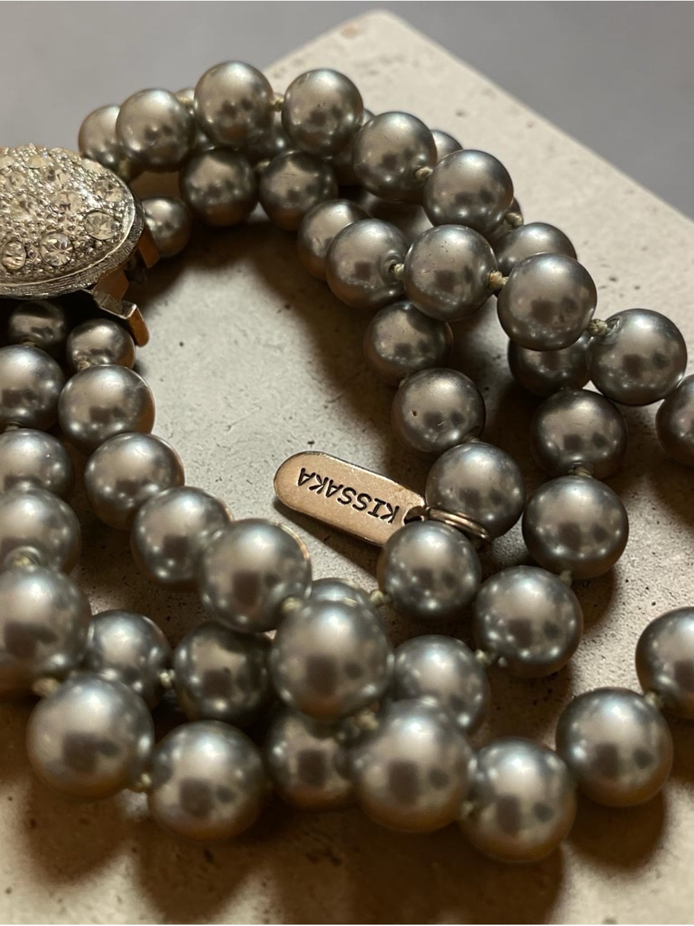 Vintage Kiss Silver-Gray Pearl Multi-Strand Bracelet with Crystal Oval Accent - Picture 2 of 2